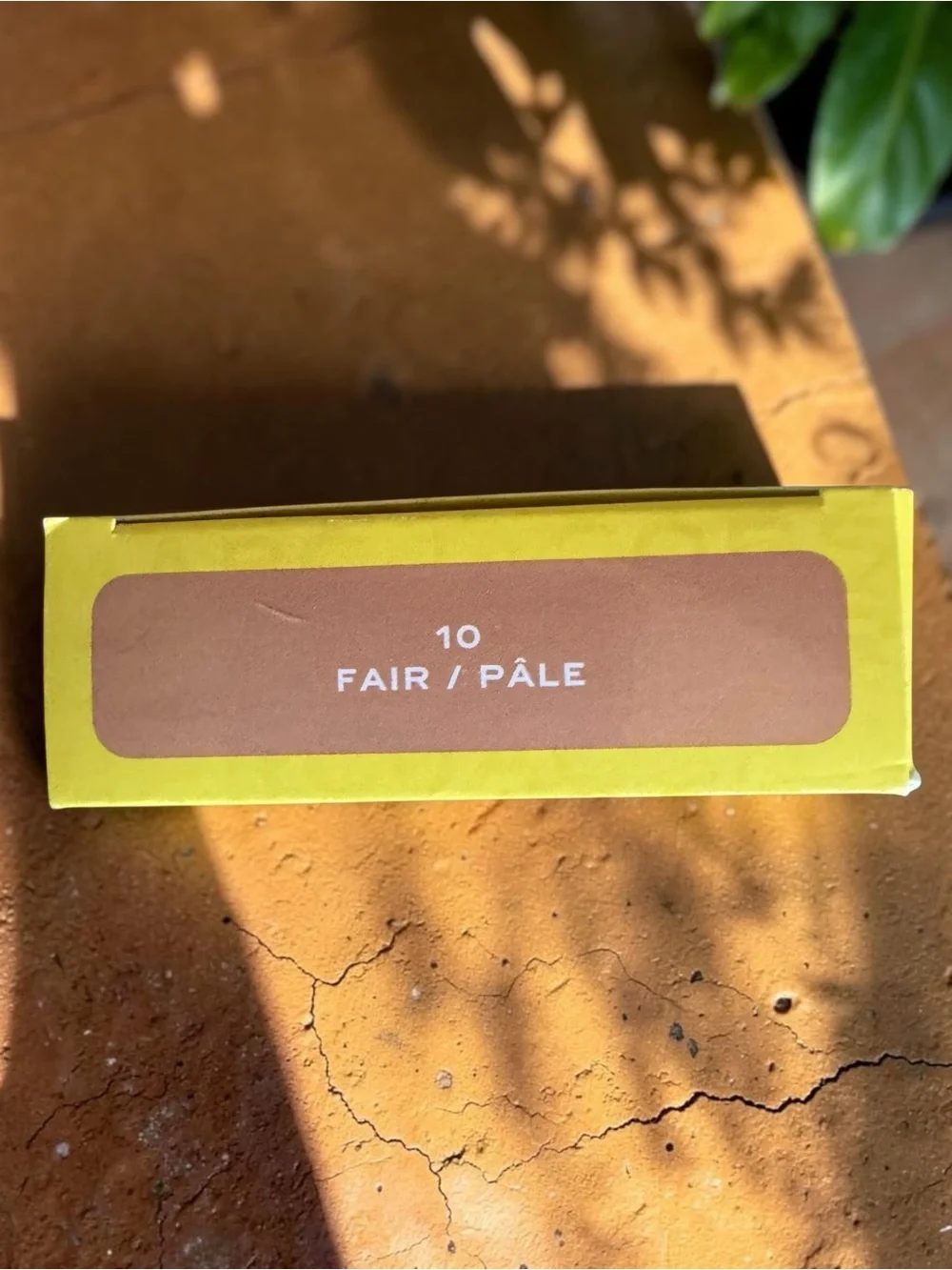 Marc Jacobs Legally Bronze Sculpting Bronzer - in Fair/Pale 10 NIB